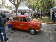 Выставка-конкурс старинных машин в Сан-Исидро