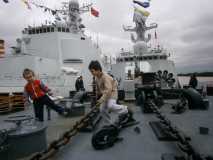 Порт - Док Е - Китайский военный корабль